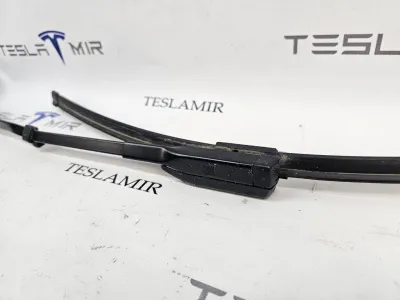 Щеткодержатель (поводок стеклоочистителя, дворник) левый Tesla Model 3 2024 — фото 2