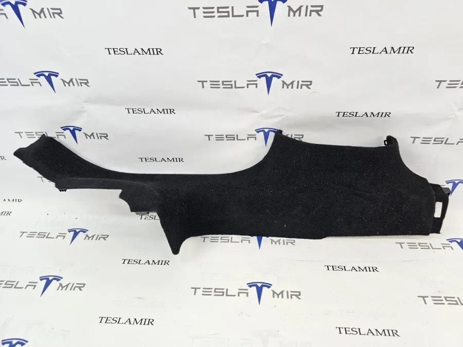 Накладка стойки B внутренняя левая нижняя Tesla Model 3 2024 — фото 1