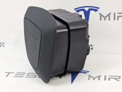 Подушка безопасности водителя Tesla Model 3 2024 — фото 2