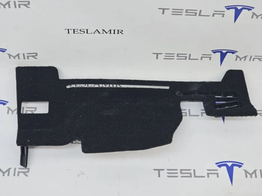 Пластик салона Tesla Model S 2022 — фото 1
