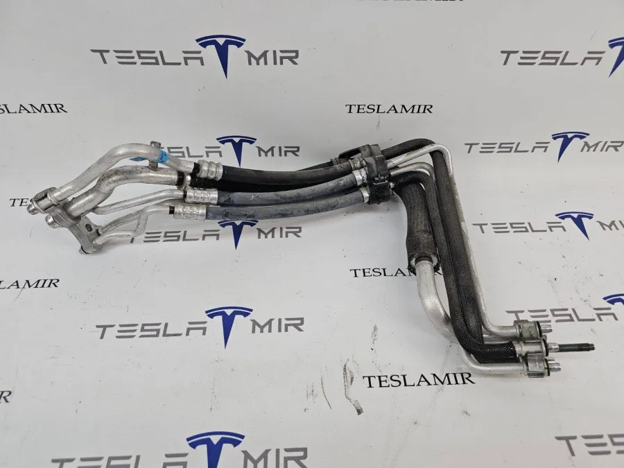 Трубопровод системы кондиционирования (трубки радиатора) Tesla Model S 2022 — фото 1