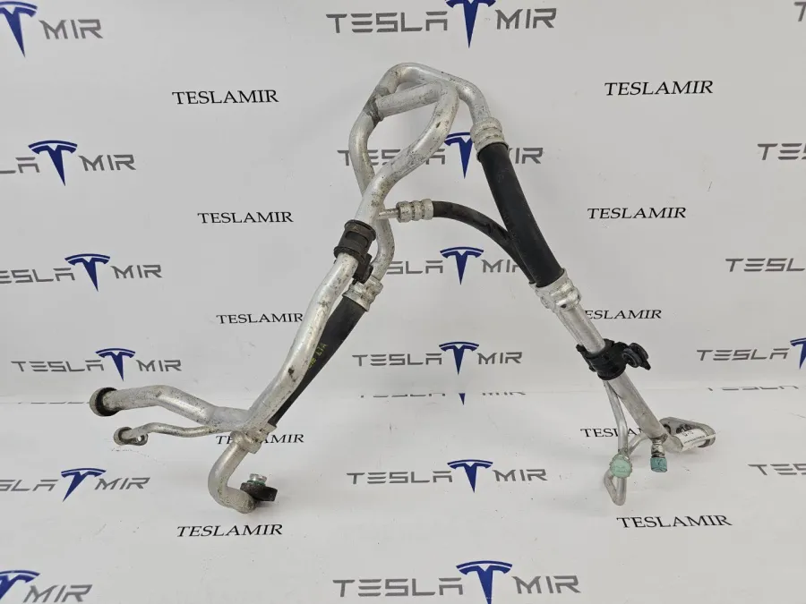 Трубопровод системы кондиционирования (трубки радиатора) Tesla Model S 2018 — фото 1