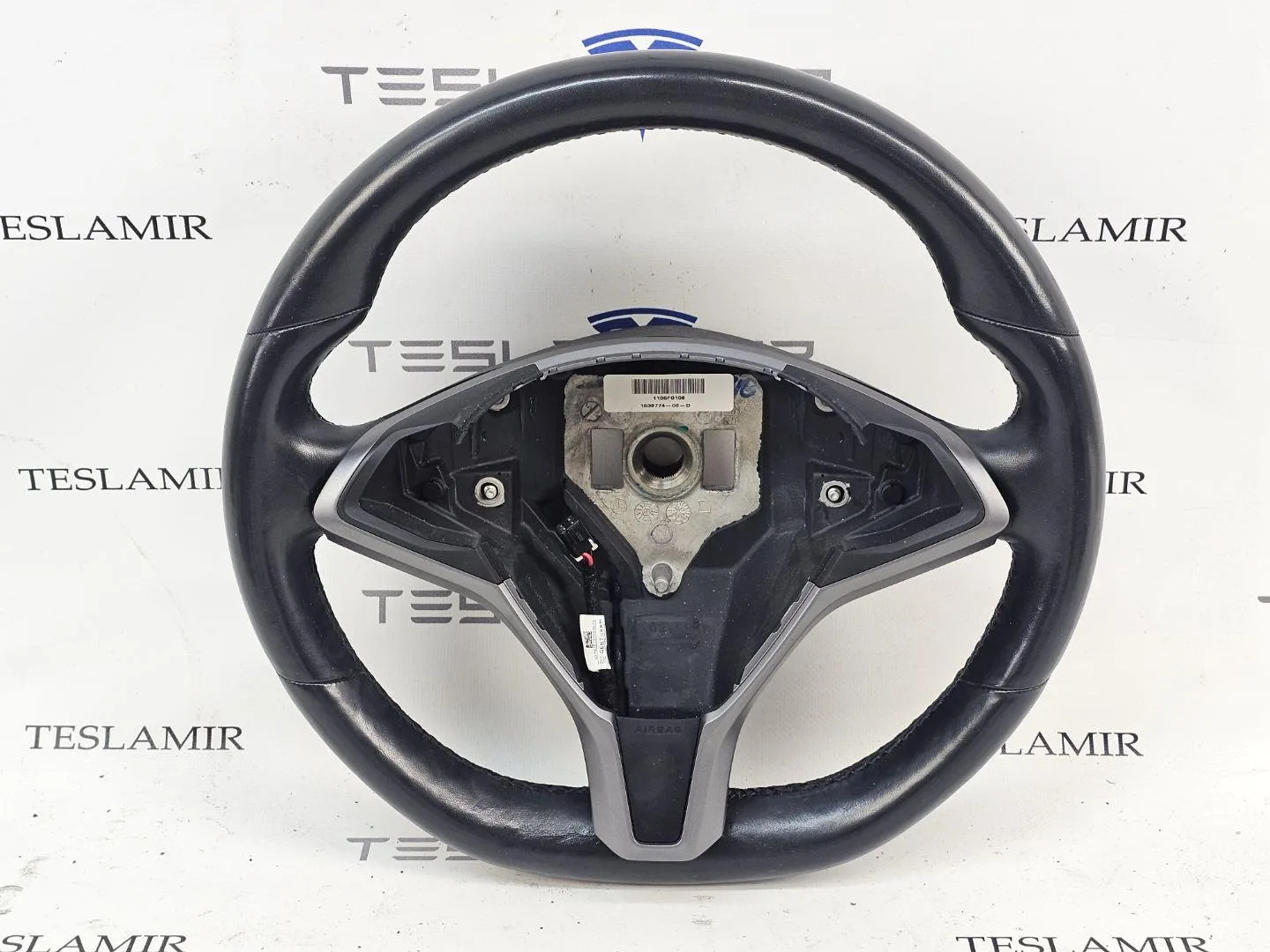 Руль (рулевое колесо) Tesla Model S 2018 — фото 1