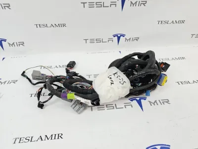 Электропроводка двери передняя левая Tesla Model S 2018