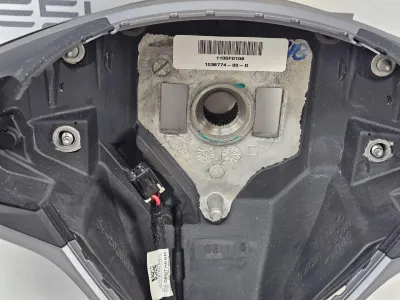 Руль (рулевое колесо) Tesla Model S 2018 — фото 2