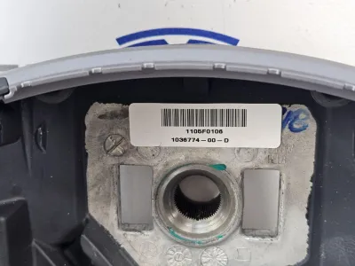Руль (рулевое колесо) Tesla Model S 2018 — фото 3