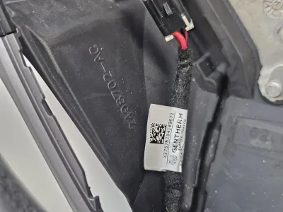 Руль (рулевое колесо) Tesla Model S 2018 — фото 4