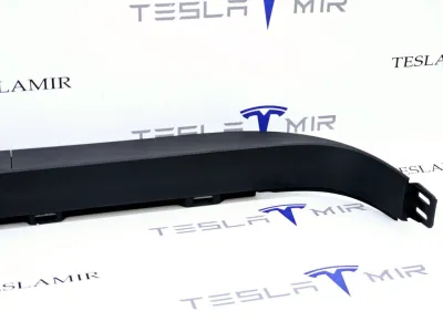 Накладка внутренняя на порог задняя правая Tesla Model X 2018 — фото 3
