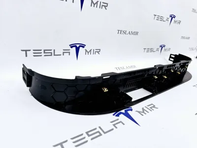 Накладка внутренняя на порог задняя правая Tesla Model X 2018 — фото 6
