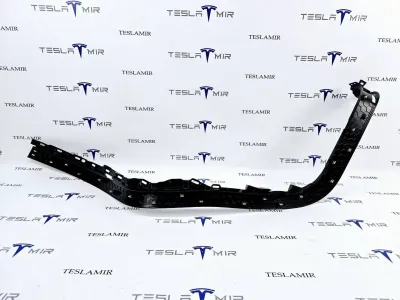Накладка стойки С внутренняя правая нижняя Tesla Model X 2018 — фото 5