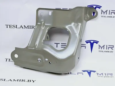 Кронштейн крыла левый Tesla Model Y 2021