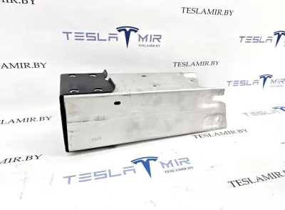 Удлинитель лонжерона (клык) левый Tesla Model 3 2020