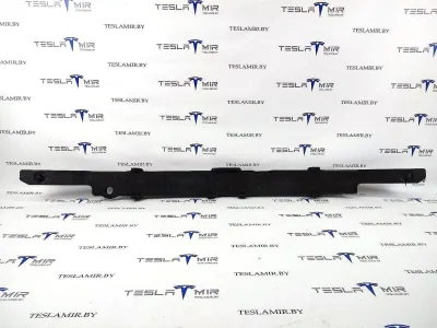 Абсорбер бампера Tesla Model 3 2020