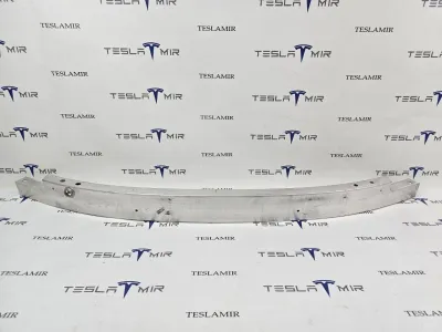 Усилитель переднего бампера верхний Tesla Model Y 2025