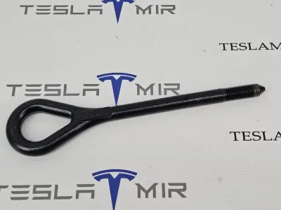 Крюк буксировочный Tesla Model S 2018