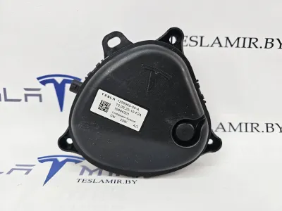 Бумбокс (шумогенератор) Tesla Model 3 2021