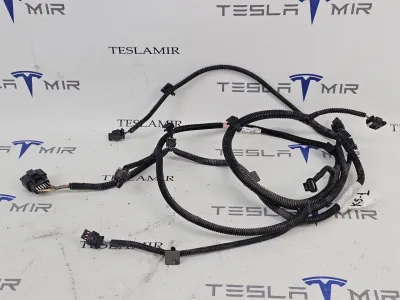 Электропроводка бампера заднего Tesla Model S 2018