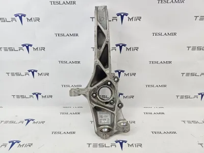 Кулак поворотный передний правый Tesla Model Y 2025