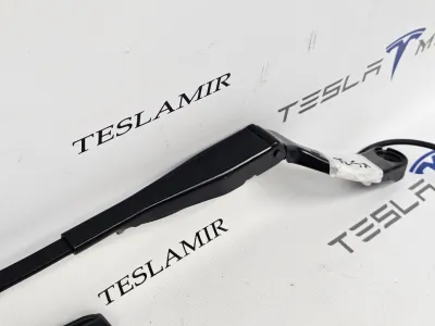 Щеткодержатель (поводок стеклоочистителя, дворник) левый Tesla Model 3 2023 — фото 2