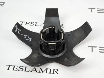 Колпачок литого диска Tesla Model S 2022 — фото 2