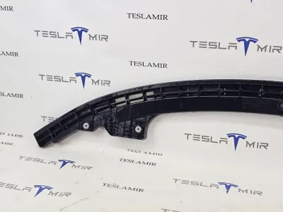 Усилитель переднего бампера нижний Tesla Model 3 2025 — фото 2