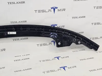 Усилитель переднего бампера нижний Tesla Model 3 2025 — фото 3