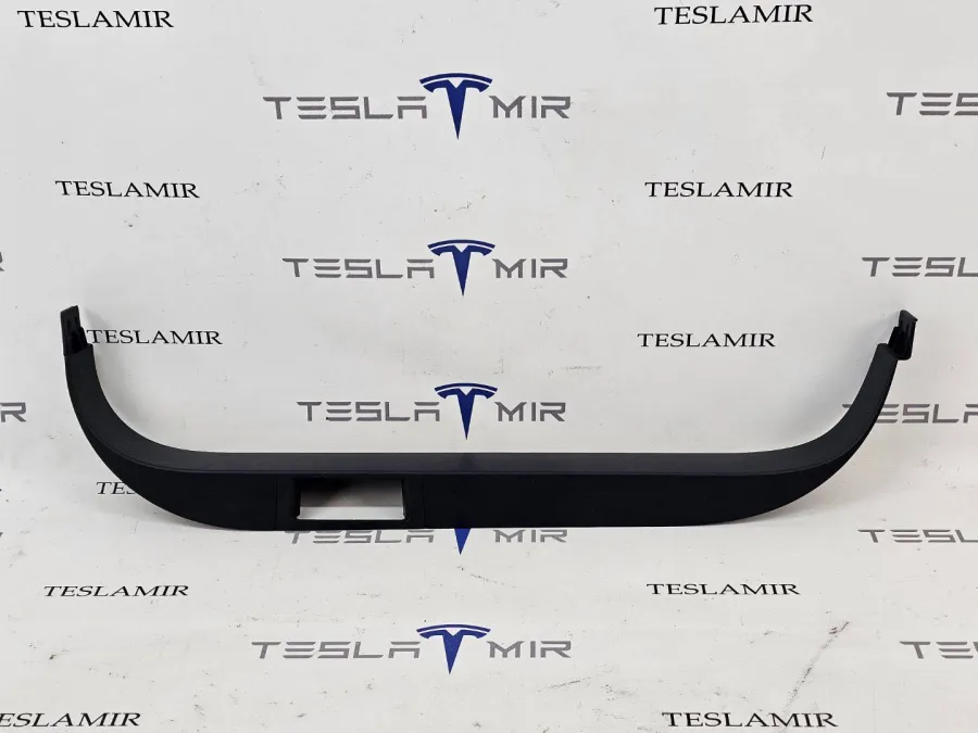 Накладка стойки B внутренняя левая нижняя Tesla Model X 2018 — фото 1