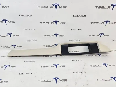 Панель передняя салона (торпедо) Tesla Model S 2022