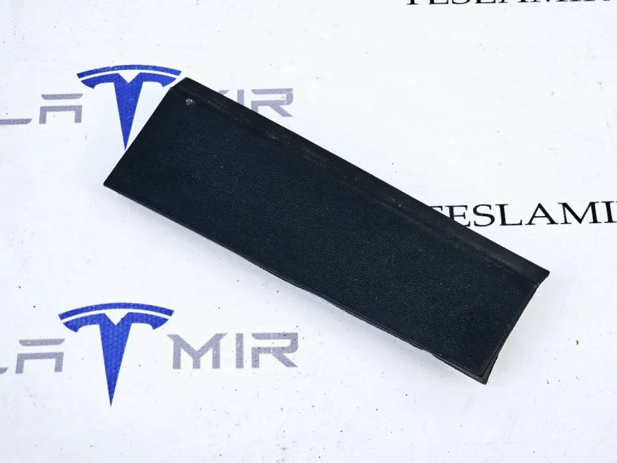 Пластик салона Tesla Model 3 2022 — фото 1